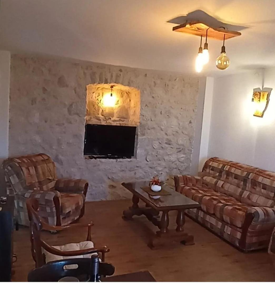 巴尔Rustic Stone House别墅 外观 照片