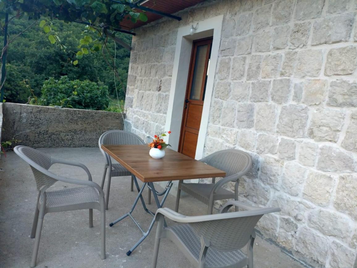 巴尔Rustic Stone House别墅 外观 照片