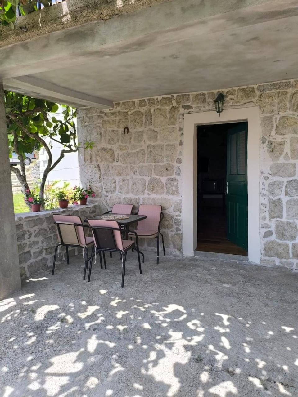 巴尔Rustic Stone House别墅 外观 照片
